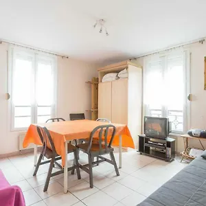Appartement 2 Pièces Calme Et Central, 10ème Paris