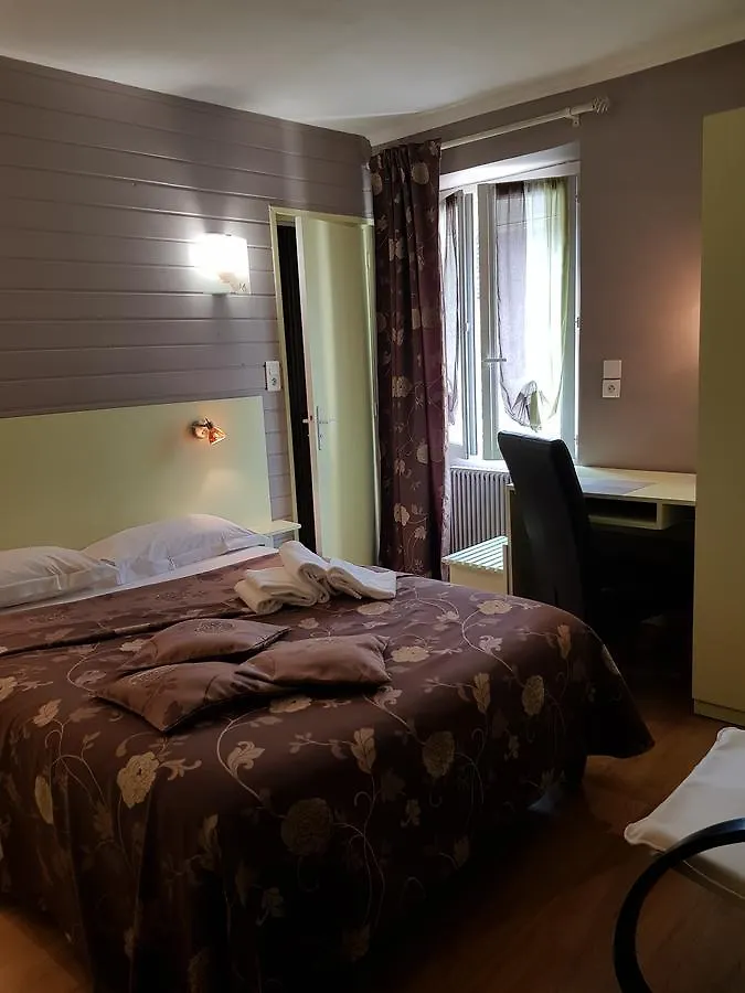 Logis Hotel Restaurant Les Carillons Cransac