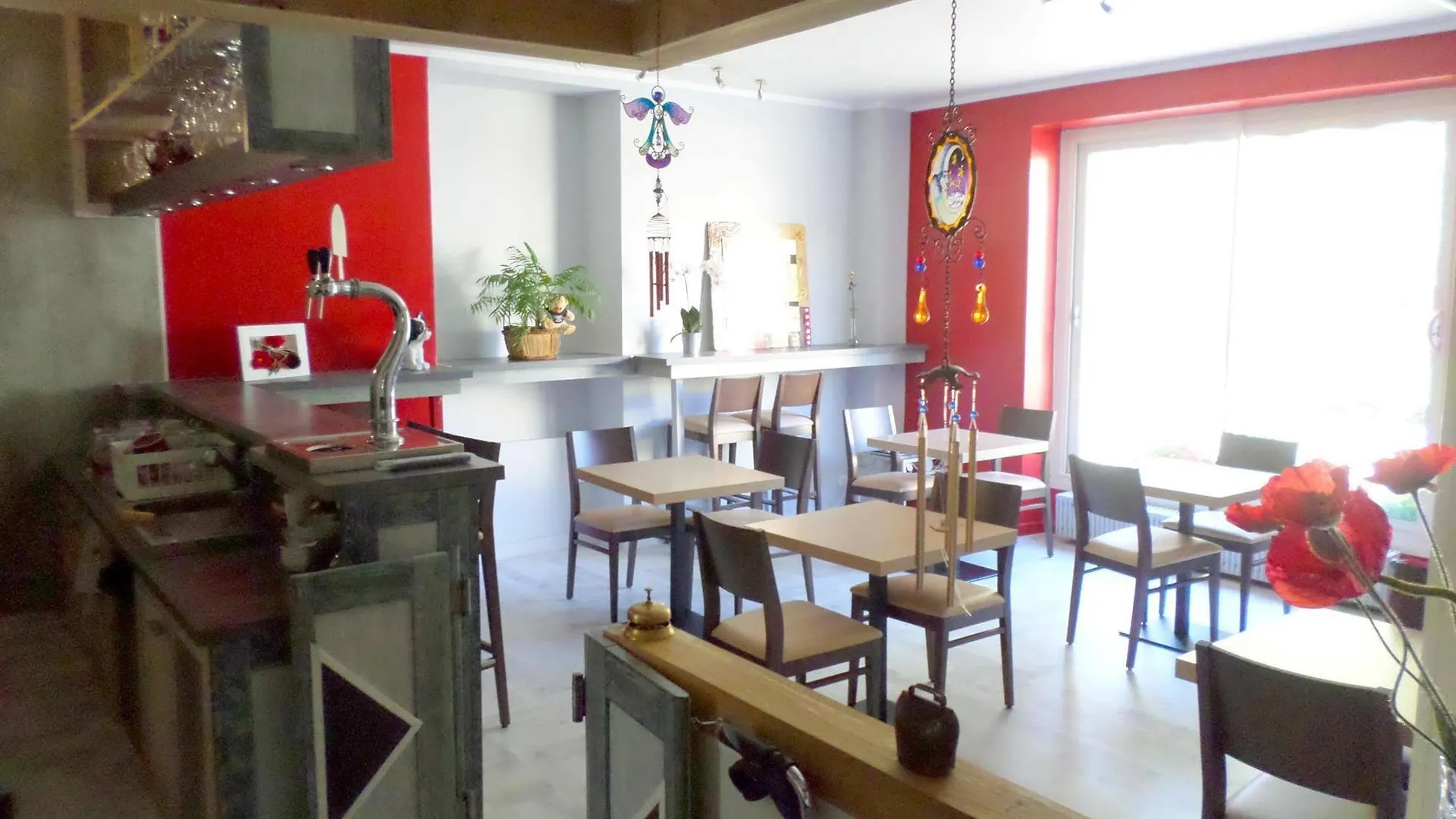 Logis Hotel Restaurant Les Carillons Cransac
