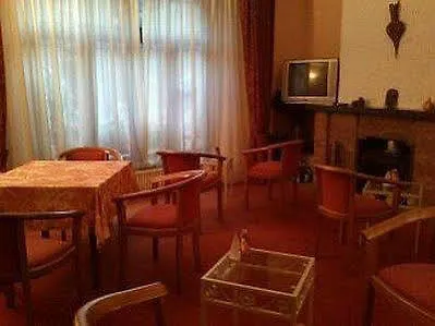 Logis Hotel Restaurant Les Carillons Cransac France