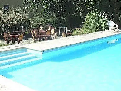 Logis Hotel Restaurant Les Carillons Cransac